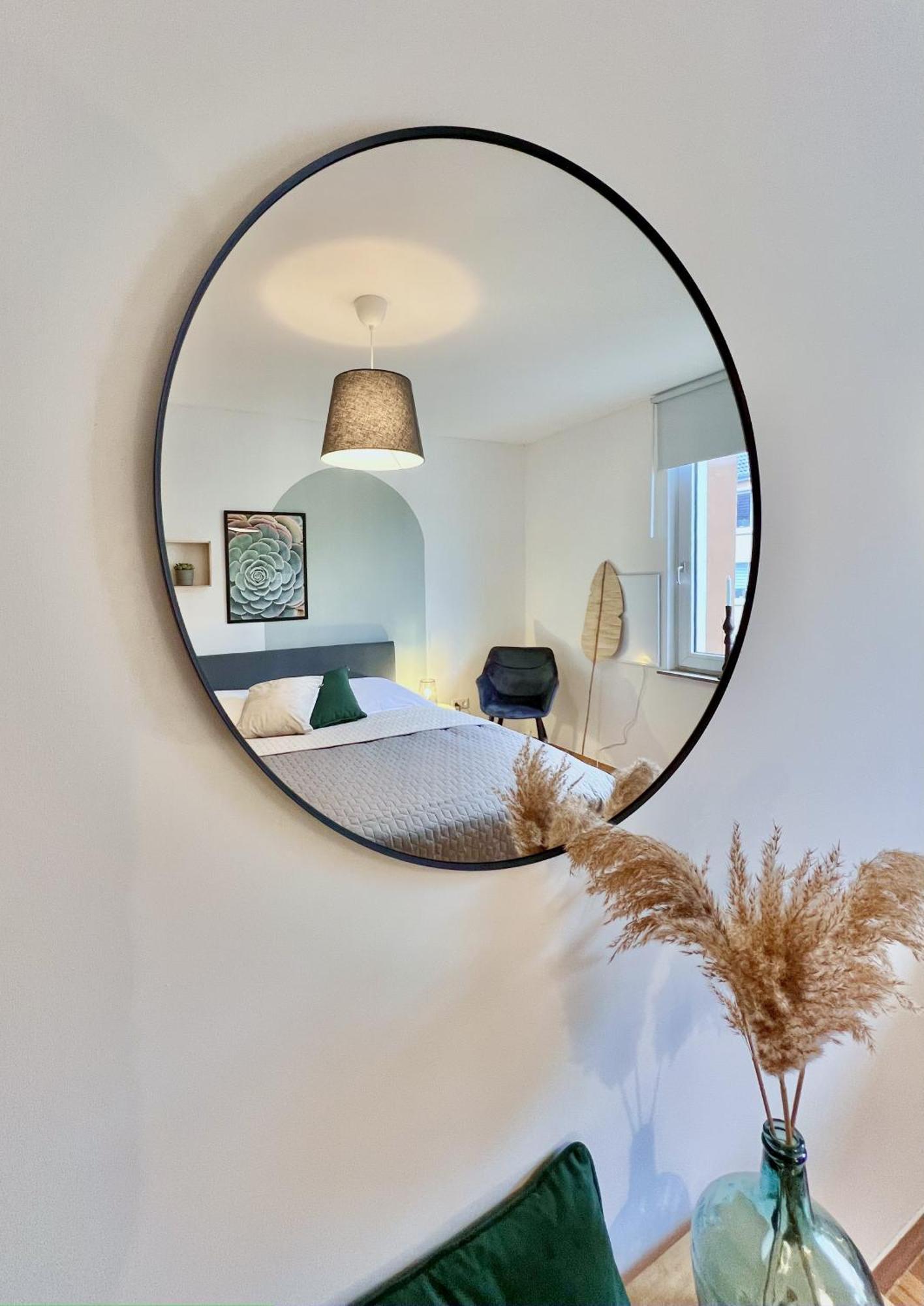 Sapphire Apartment: Free Parking + Netflix + Bathtub Essen Exterior photo